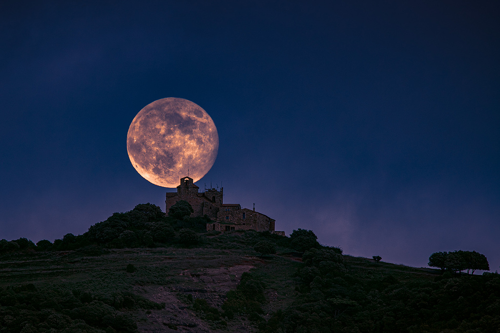 Super luna de octubre 2024