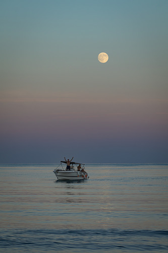 Barco luna-2 tamaño