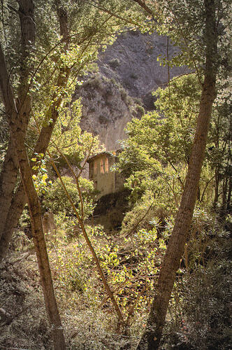 Una casa en la montaña