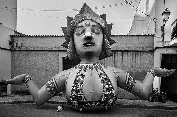 SS_26092025_0183_ABSURD_WORLD_ojodigital