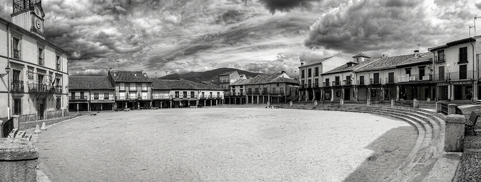 Panorama_Pza.Mayor de RiazaBNOD