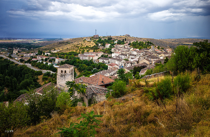Panorama 37-38