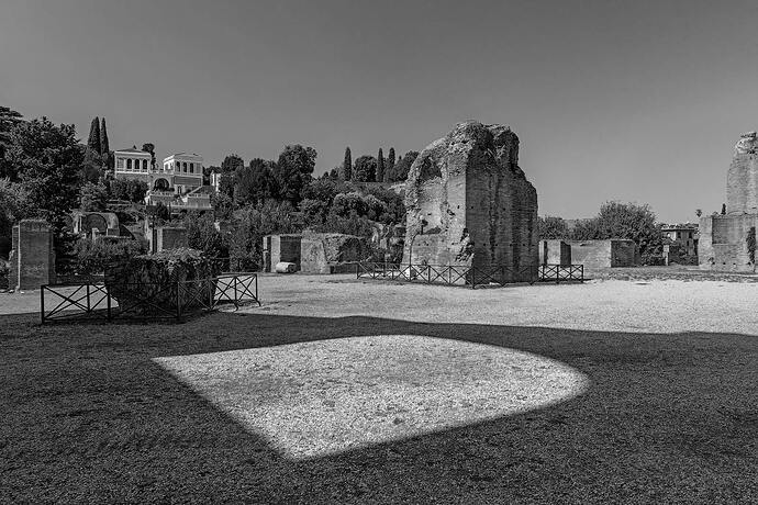 fotografia encontrada-roma-ambpolsillum-manolojonia
