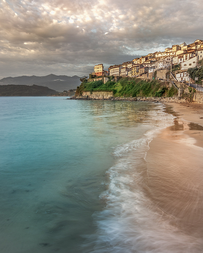 Lastres