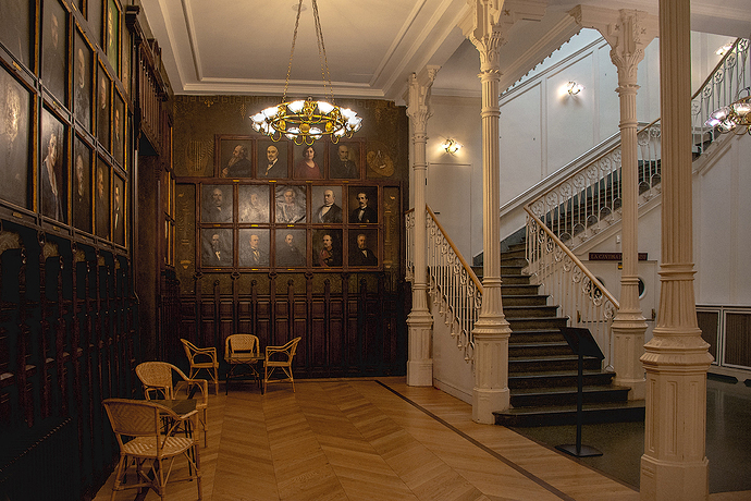Un rincon del Ateneo de Madrid