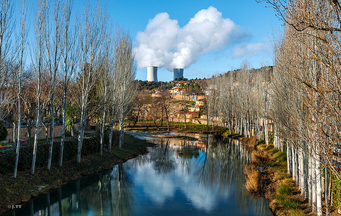 _DSC0259.NEF D90 (5)